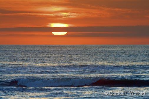 Gulf Sunrise_41573.jpg - Photographed along the Gulf coast on Mustang Island near Corpus Christi, Texas, USA.